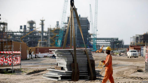 के बारे में नवीनतम कंपनी समाचार एंटी-डंपिंग की लहर के तहत स्टील निर्यात के लिए नई रणनीतियाँ: अर्ध-तैयार उत्पादों में वृद्धि और बाजार में बदलाव